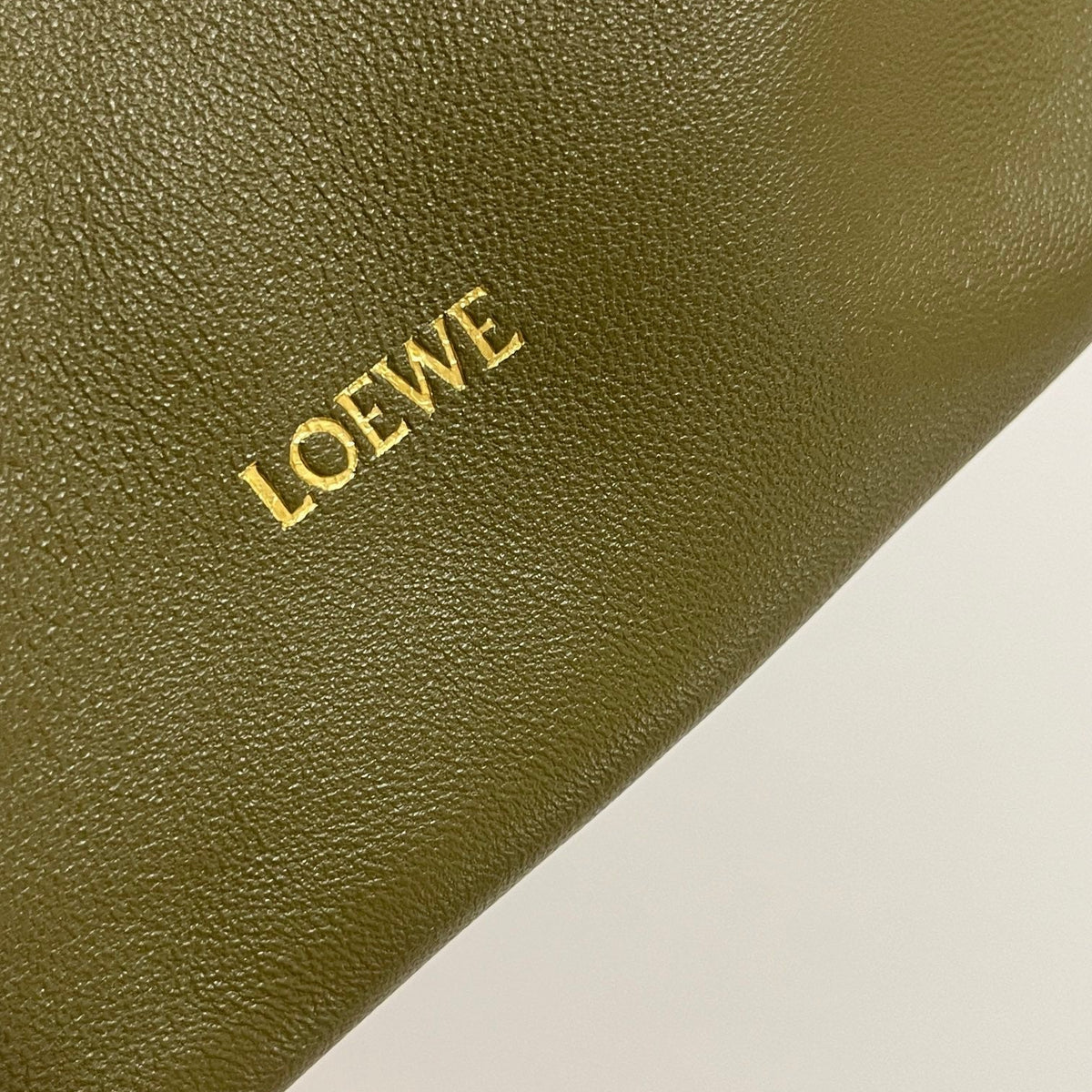 Bags- Loew Small Squeeze Bag Luxury Designer Leather Handbag