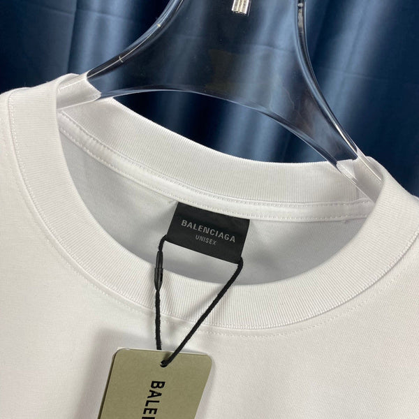 Three-quarter angle view of Balenciaga luxury piece style No.146