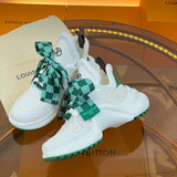 Louis Vuitton shoes Style 373 - texture and material detail