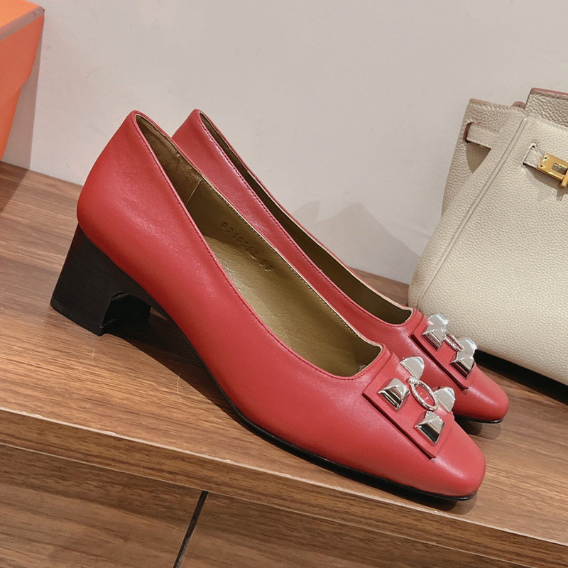 Hermès Chocolate Brown Ankle Strap Heels - Side Profile View