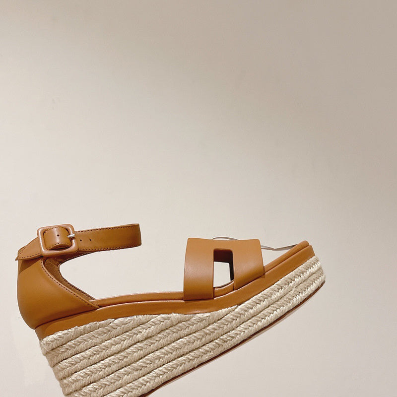 Hermes shoes Style 263 - sole and craftsmanship detail