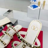 Styling view of Valentino Garavani luxury piece style No.243