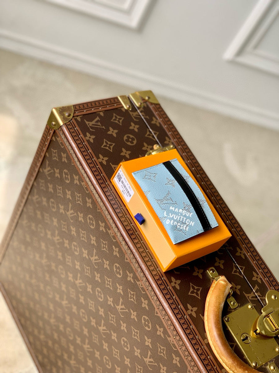 Louis Vuitton Wallets- Louis Vuitton Lou Card Holder Elegant Everyday Leather Wallet