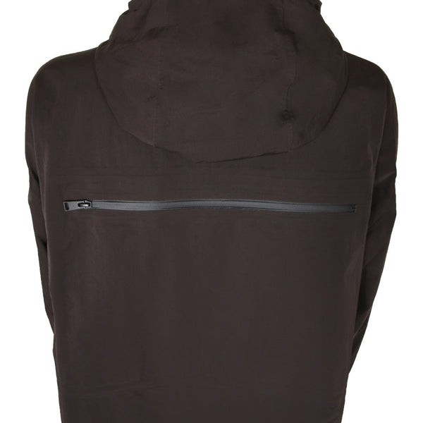 Close-up of Bottega Veneta jackets hardware and fine stitching