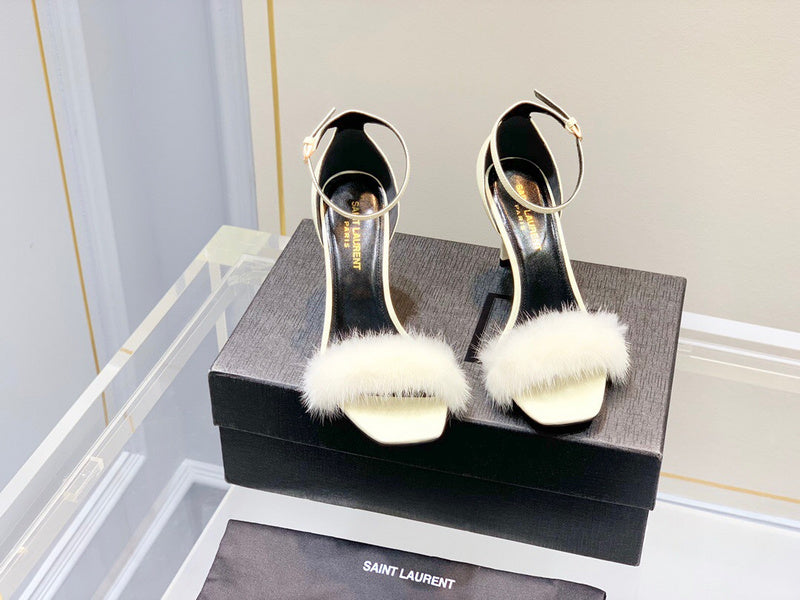 Side profile view of Saint Laurent luxury piece style No.121