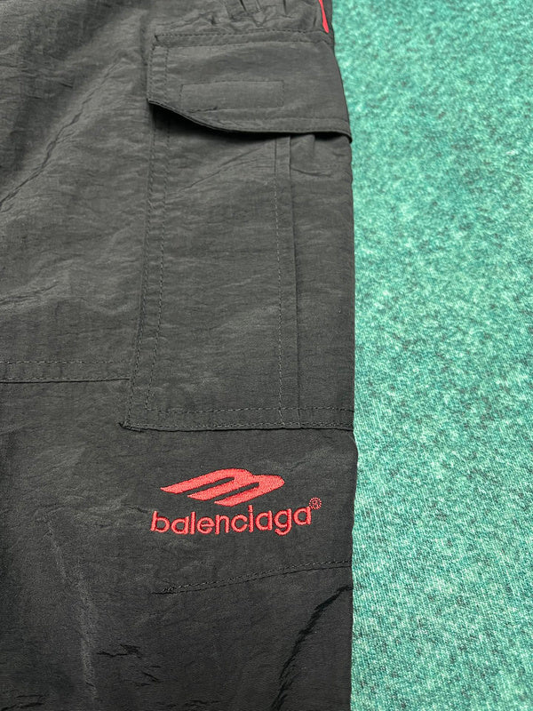 Full silhouette view of Balenciaga luxury piece style No.095