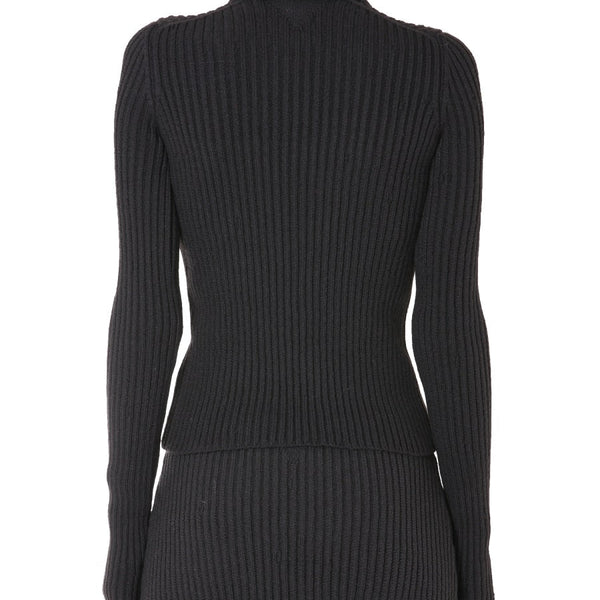 Bottega Veneta premium sweaters & pullovers detail and craftsmanship close-up