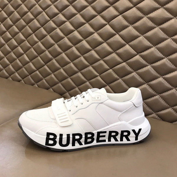 Burberry shoes Style 425 - sole and craftsmanship detail