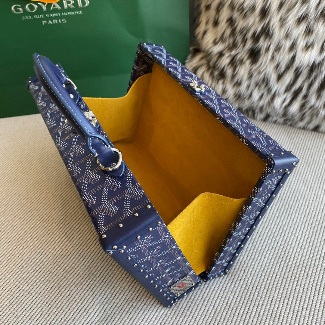 Bags- Goya Grand Hotel Trunk Bag Elegant Everyday Designer Handbag