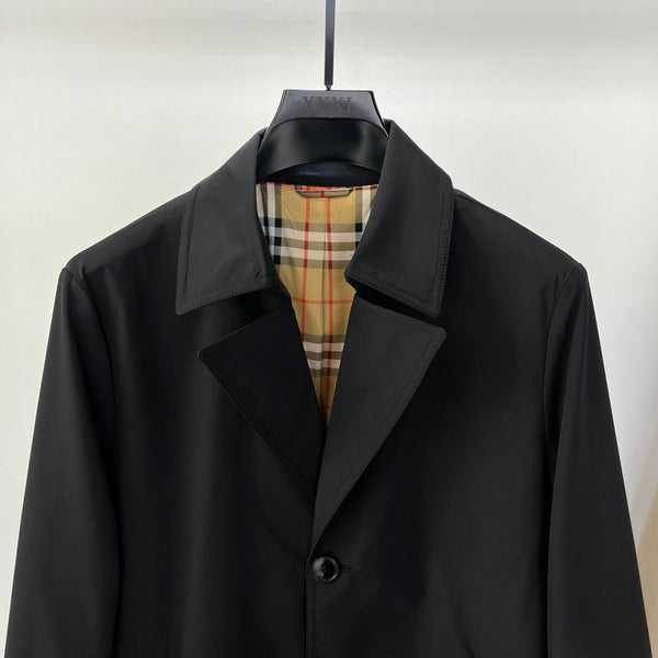 Back view of Burberry luxury piece style No.499