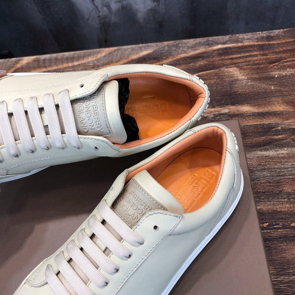 Burberry shoes Style 312 - sole and craftsmanship detail