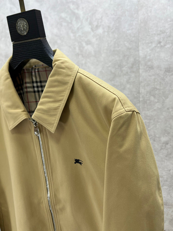 Three-quarter angle view of Burberry luxury piece style No.421