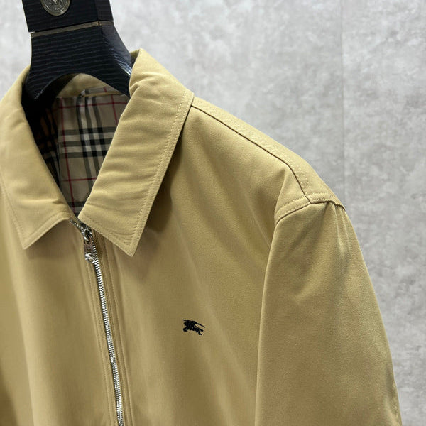 Three-quarter angle view of Burberry luxury piece style No.421