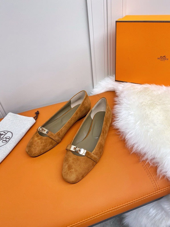 Hermes shoes Style 401 - side profile detail