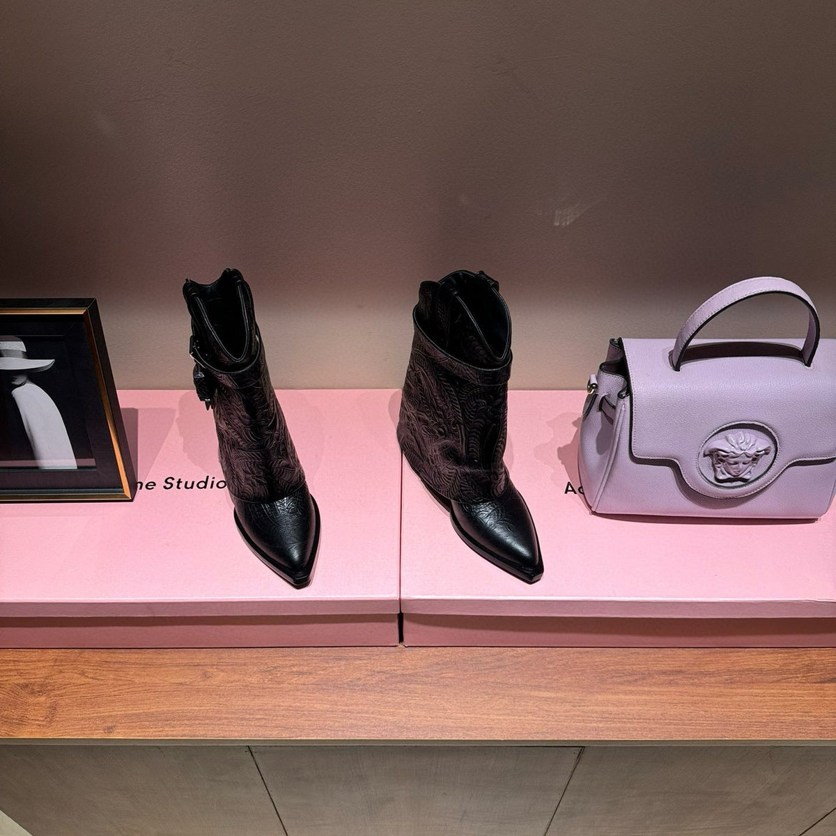 Shoes- Gvc Boots Comfortable Everyday Designer Shoes