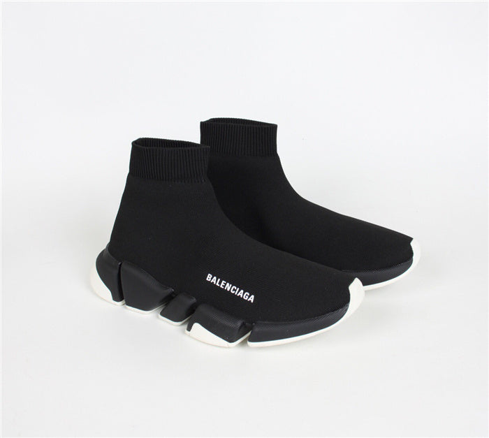 Balenciaga shoes Style 330 - close-up of statement logo accent