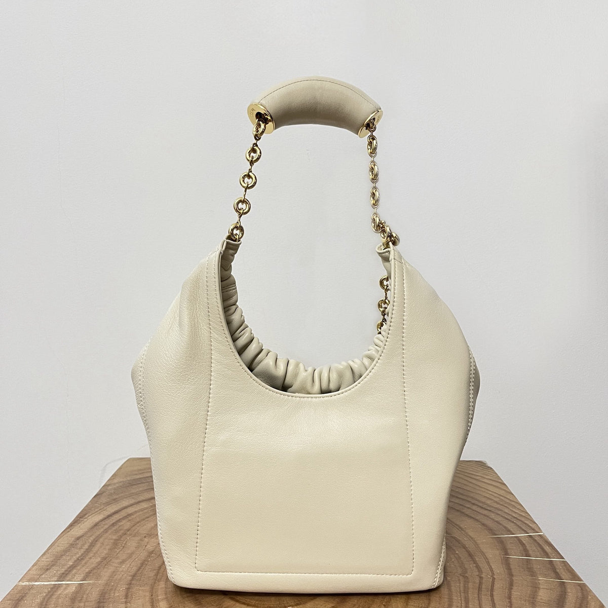 Bags- Loew Small Squeeze Bag Luxury Designer Leather Handbag