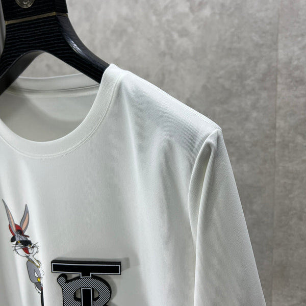Three-quarter angle view of Burberry luxury piece style No.321