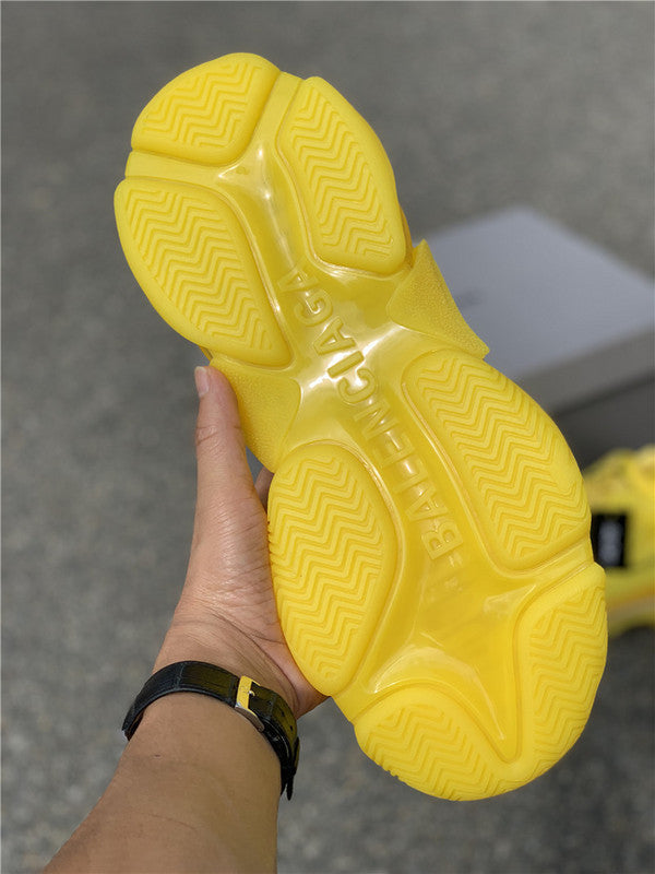 Balenciaga shoes Style 298 - close-up of handcrafted italian detailing