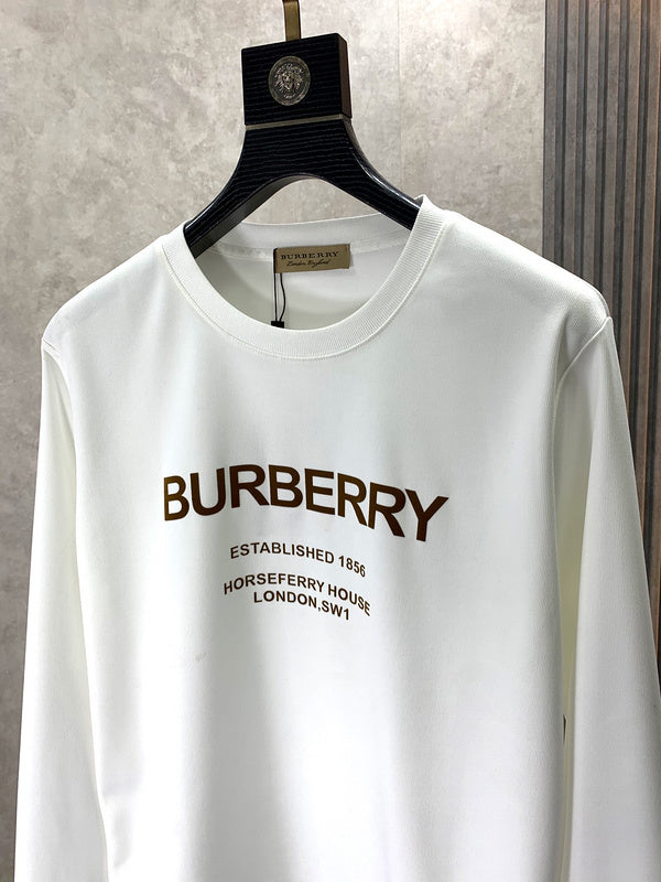 Texture and finish detail of Burberry luxury piece style No.010
