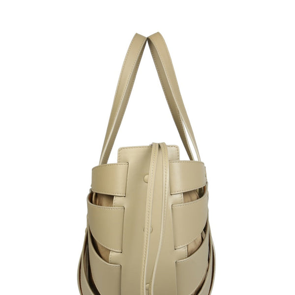 Bottega Veneta premium shoulder bags detail and craftsmanship close-up