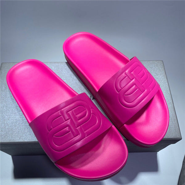 Balenciaga sandals Style 131 - close-up of bold signature style
