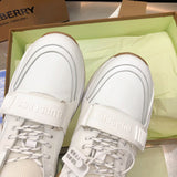 Burberry shoes Style 079 - packaging and accessories