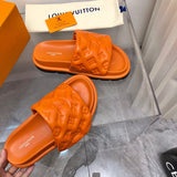 Louis Vuitton shoes Style 362 - texture and material detail