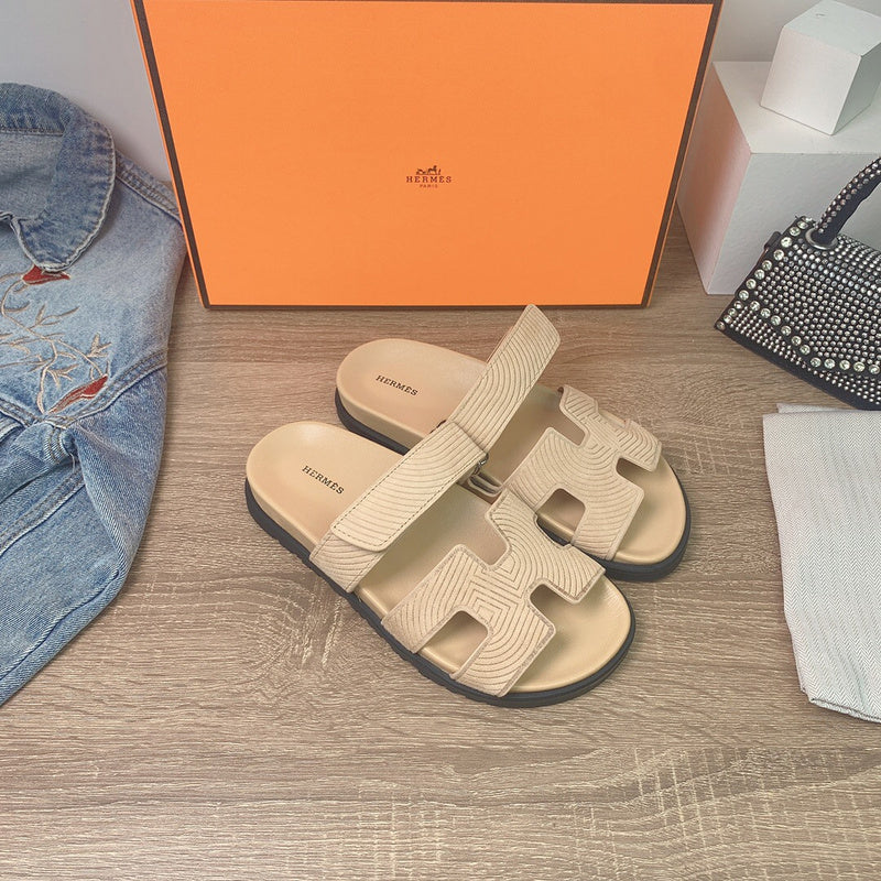 Hermes shoes Style 284 - logo and branding close-up