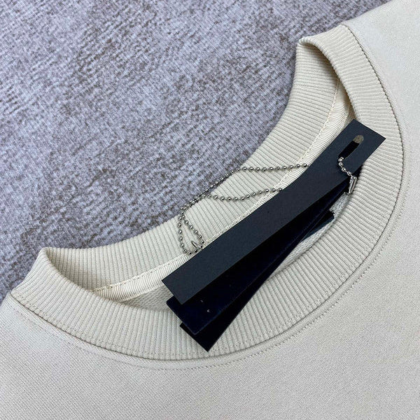 Three-quarter angle view of Amiri luxury piece style No.088