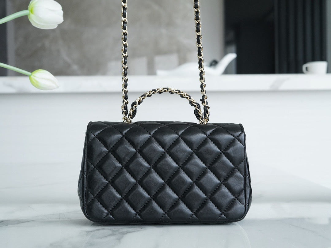 Chanel 23A Bag detail shot – authentic designer craftsmanship