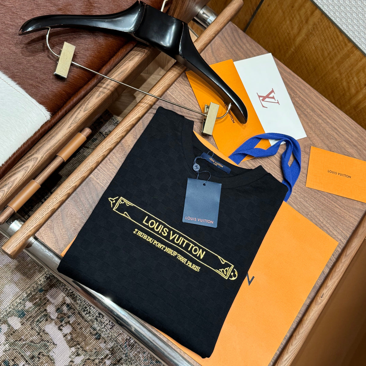 Louis Vuitton T-Shirts- Louis Vuitton Lou T-shirt Casual Everyday Designer Tee