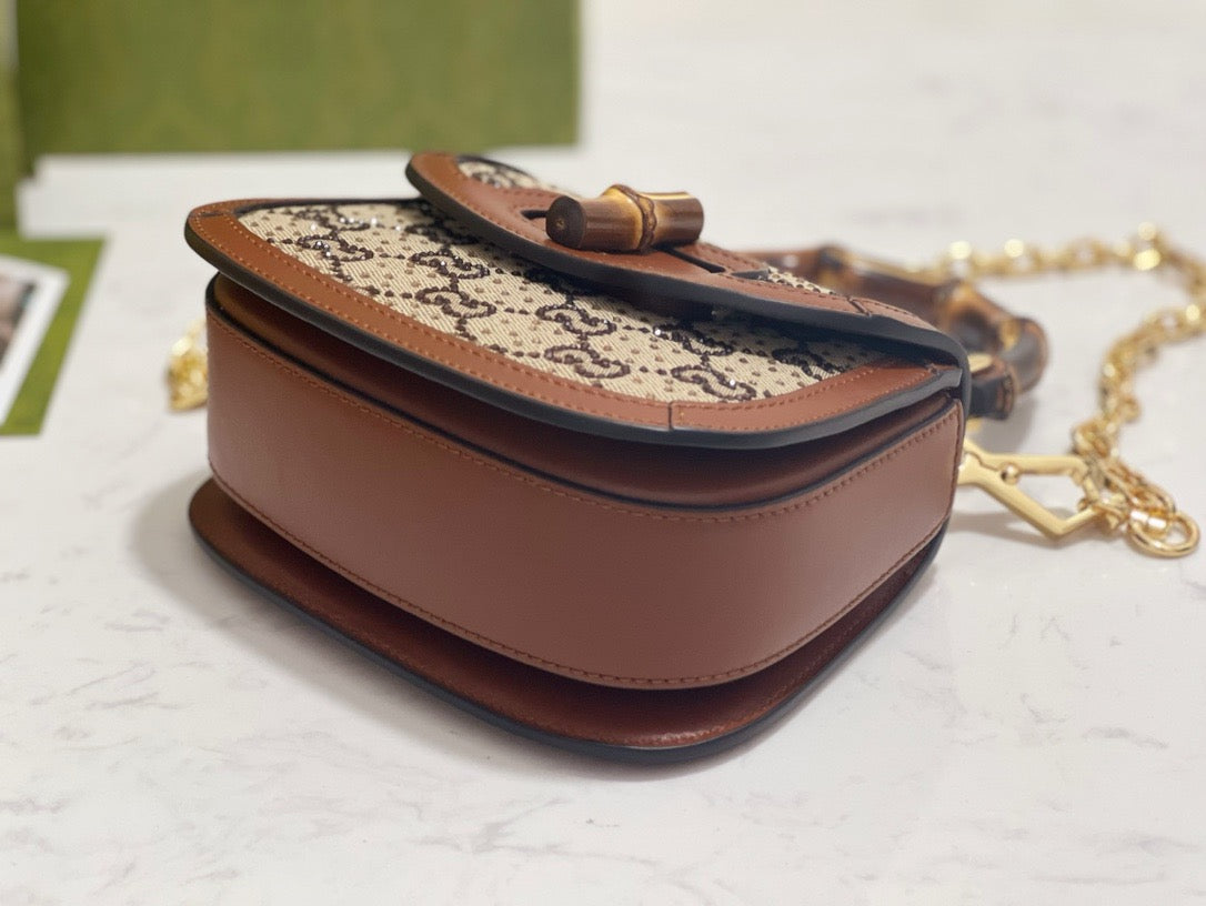 Side profile of Gucci Handbag showcasing structured silhouette