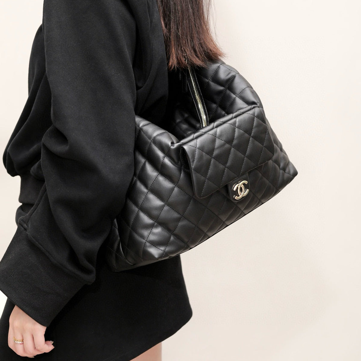 Chanel 23B Maxi Hobo Bag – luxury designer bag at Velouxe