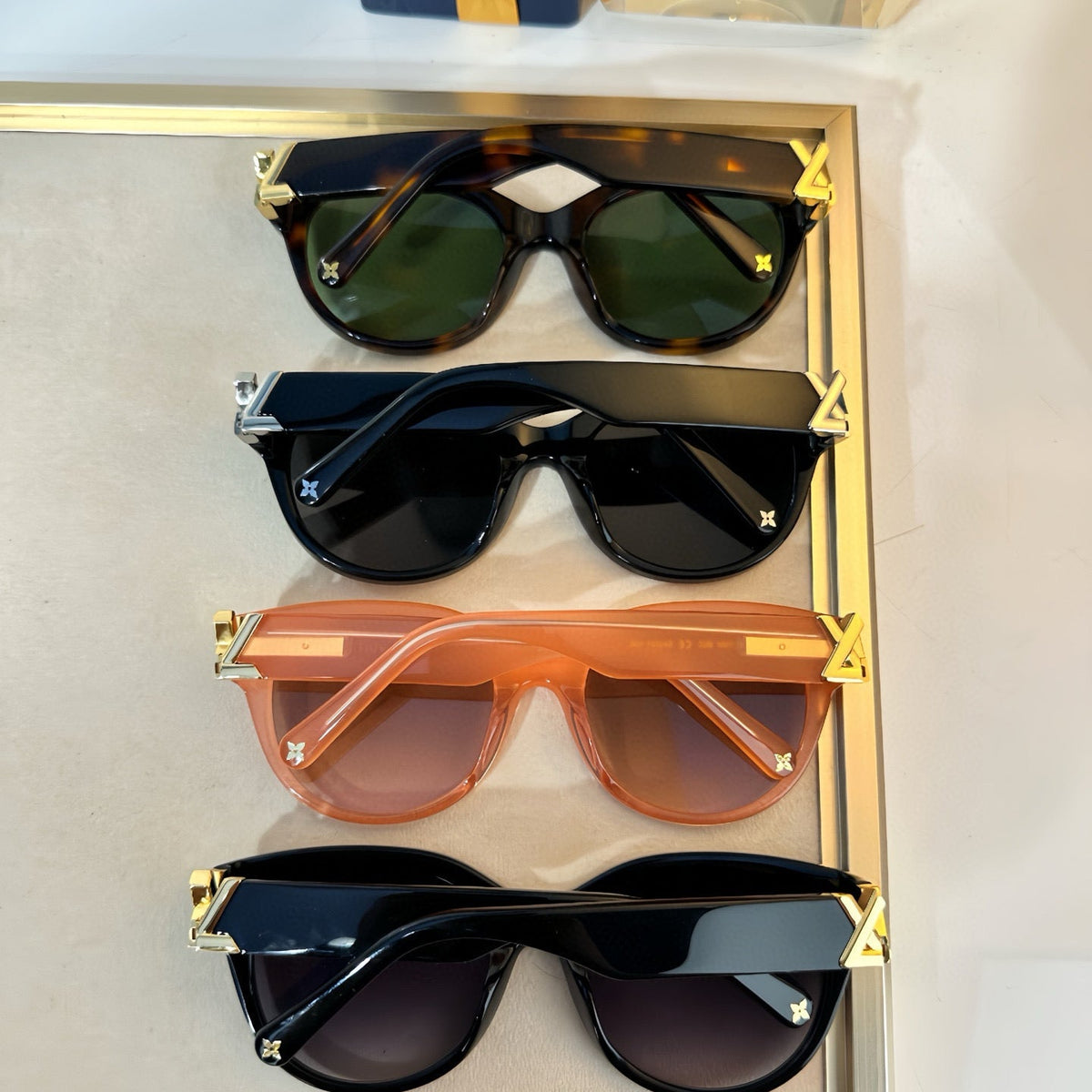Louis Vuitton Sunglasses- Louis Vuitton Lou Sunglasses Premium Fashion Designer Sunglasses