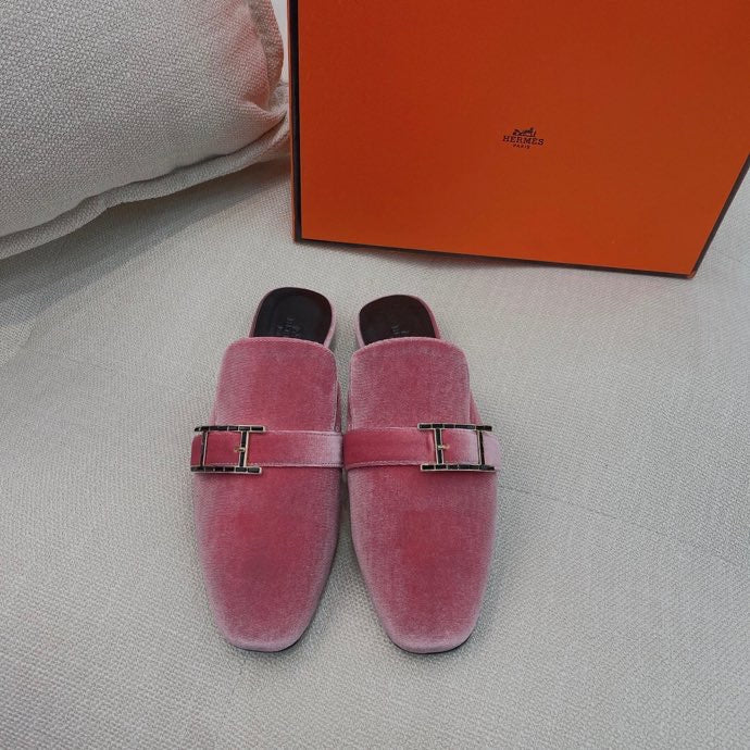 Hermes shoes Style 384 - front view, premium leather craftsmanship