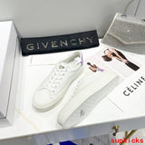 Givenchy shoes Style 093 - packaging and accessories