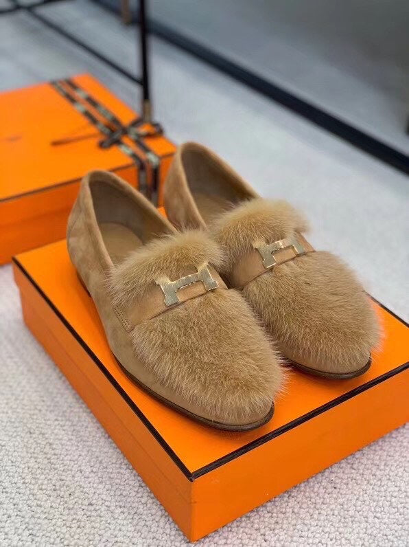 Hermes shoes Style 399 - sole and craftsmanship detail (alternate angle)
