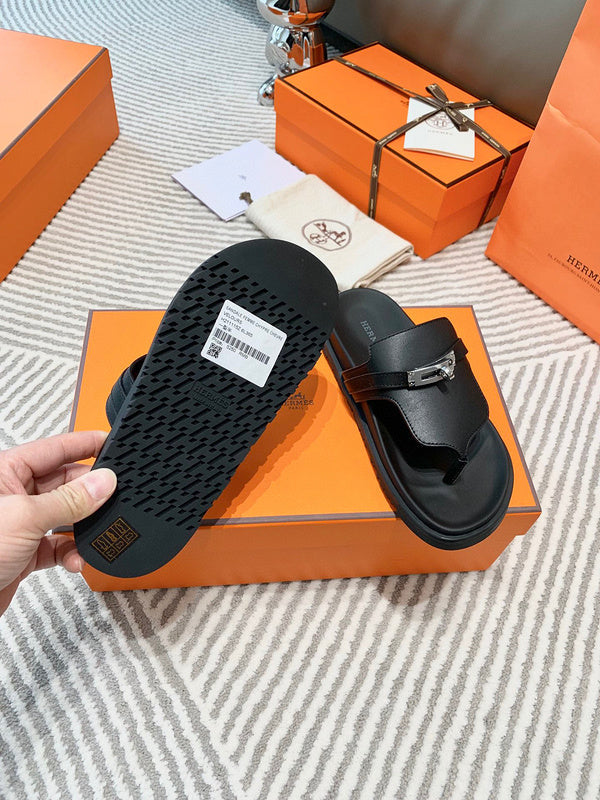 Hermes sandals Style 221 - logo and branding close-up