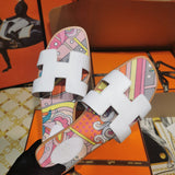 Hermes sandals Style 025 - sole and craftsmanship detail