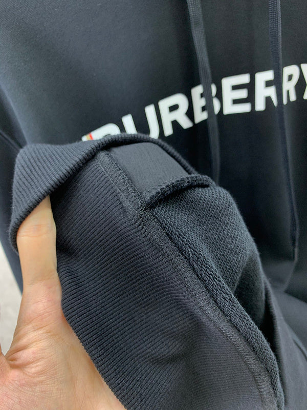 Front view of Burberry luxury piece style No.004
