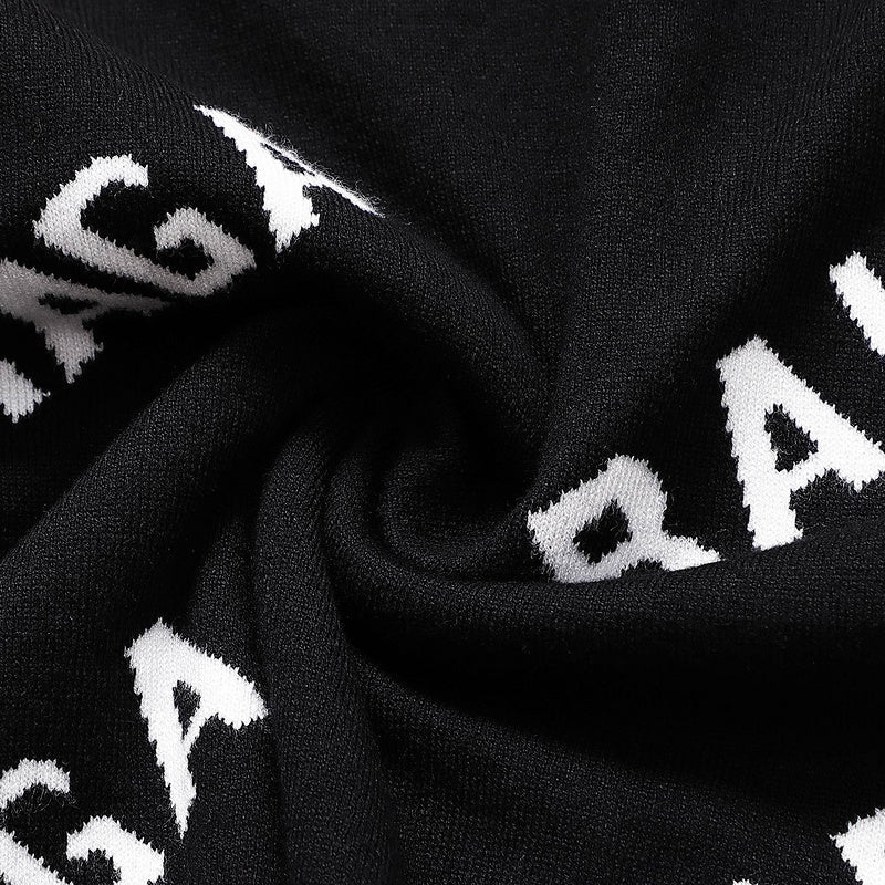 Texture and finish detail of Balenciaga luxury piece style No.059