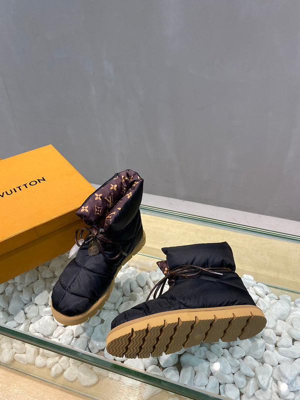 Louis Vuitton Beige Combat Boots - Close-Up Texture View