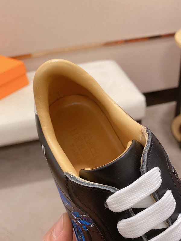 Hermès Red Combat Boots - Heel Detail View