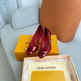Close-up detail view of Louis Vuitton luxury piece style No.166