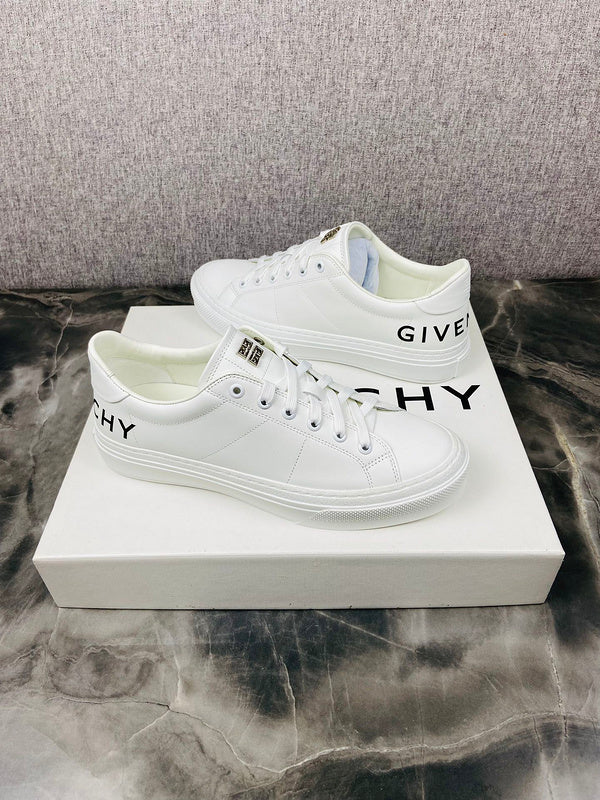 Givenchy Burgundy Low-Top Sneakers - Toe Detail View