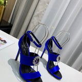Front view of Louis Vuitton luxury piece style No.018