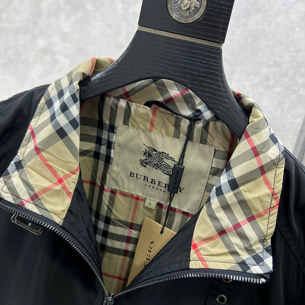 Back view of Burberry luxury piece style No.348