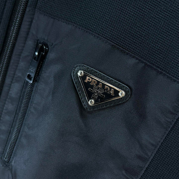 Three-quarter angle view of Burberry luxury piece style No.417