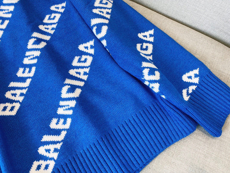 Styling view of Balenciaga luxury piece style No.287